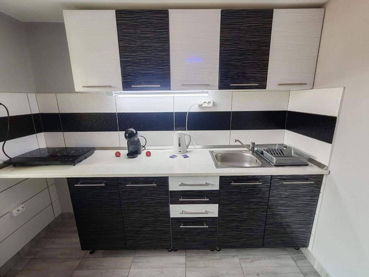 Hajdúszoboszló Hajnal Apartman מראה חיצוני תמונה