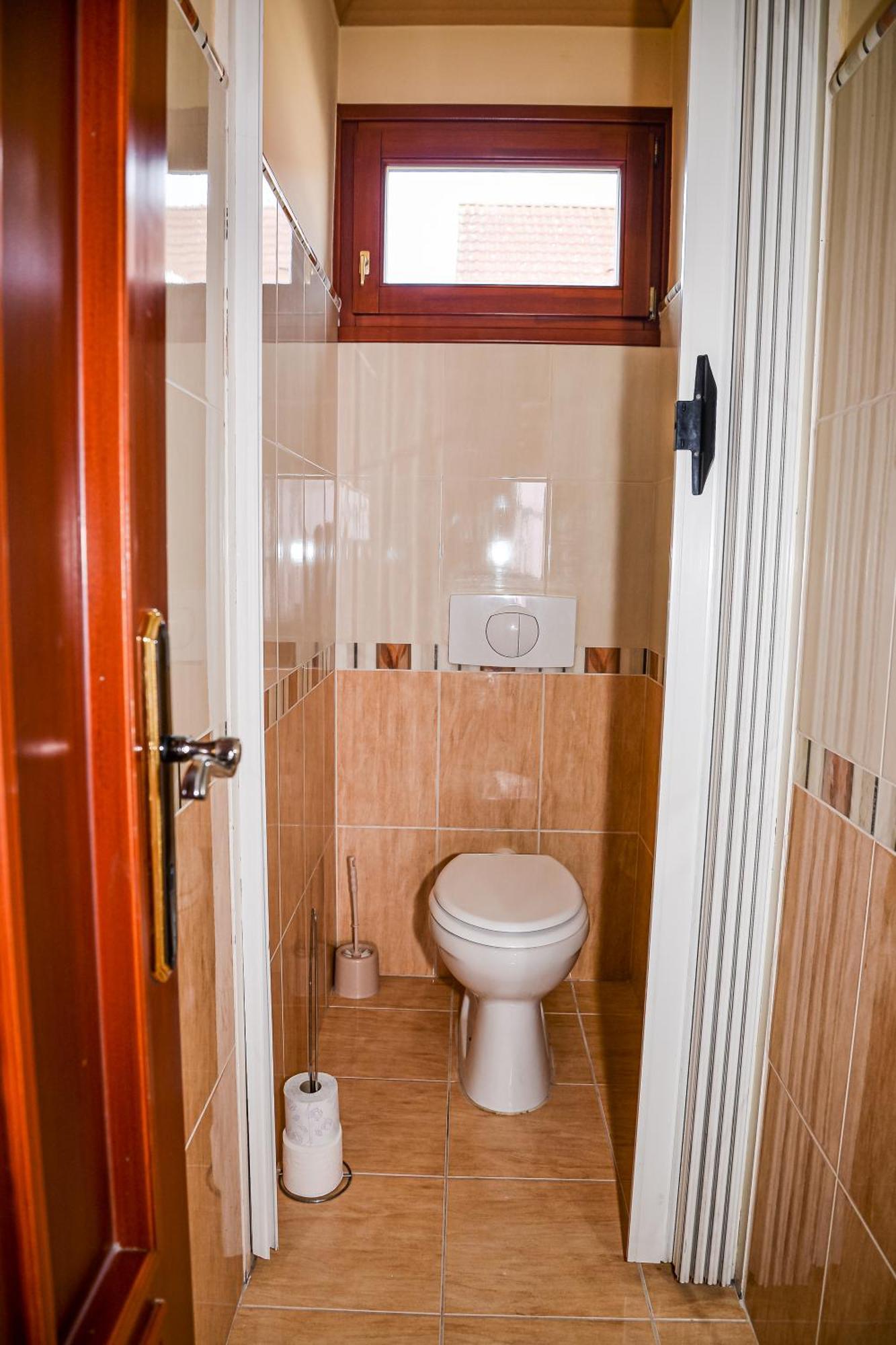 Hajdúszoboszló Hajnal Apartman מראה חיצוני תמונה